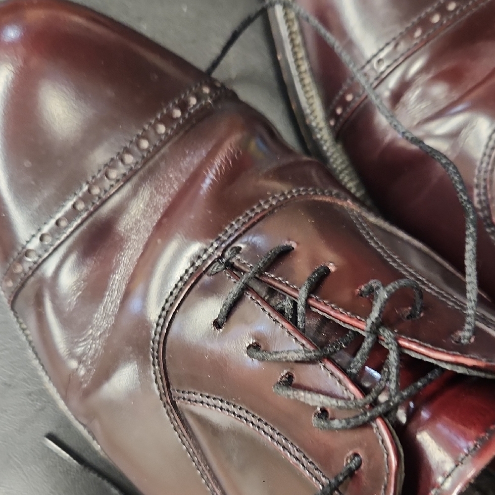 Florsheim Men's Dark Burgundy Leather Rucci Cap Toe Oxfords - Picture 7 of 10